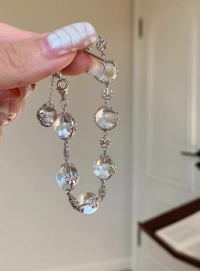 设计感切面白手链气质公主风