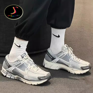NIKE ZOOM VOMERO 5 男女防滑耐磨低帮跑鞋FD9919-001 HF0731-007