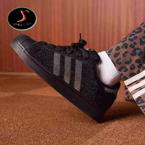 ADIDASSUPERSTAR贝壳头休闲板鞋