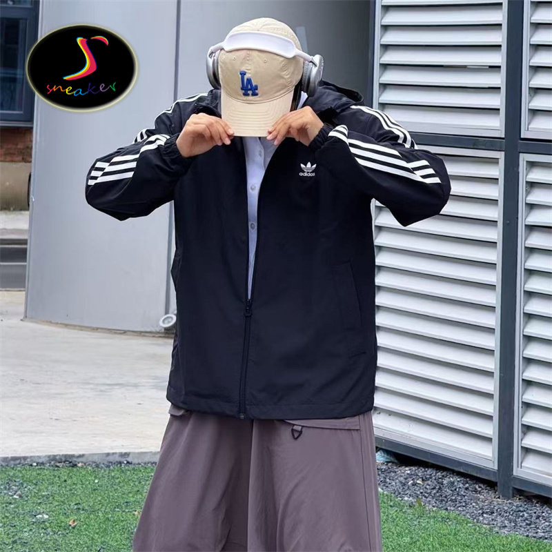 Adidas originals Stag Track 男女运动休闲连帽夹克外套 KB1945