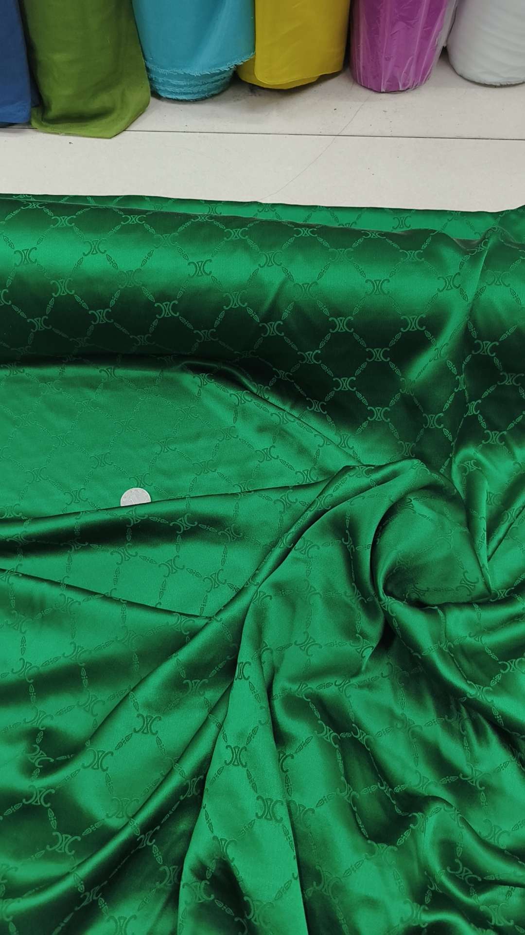 真丝提花素绉缎100%桑蚕丝面料制衣面料衬衣连衣裙手工diy布料