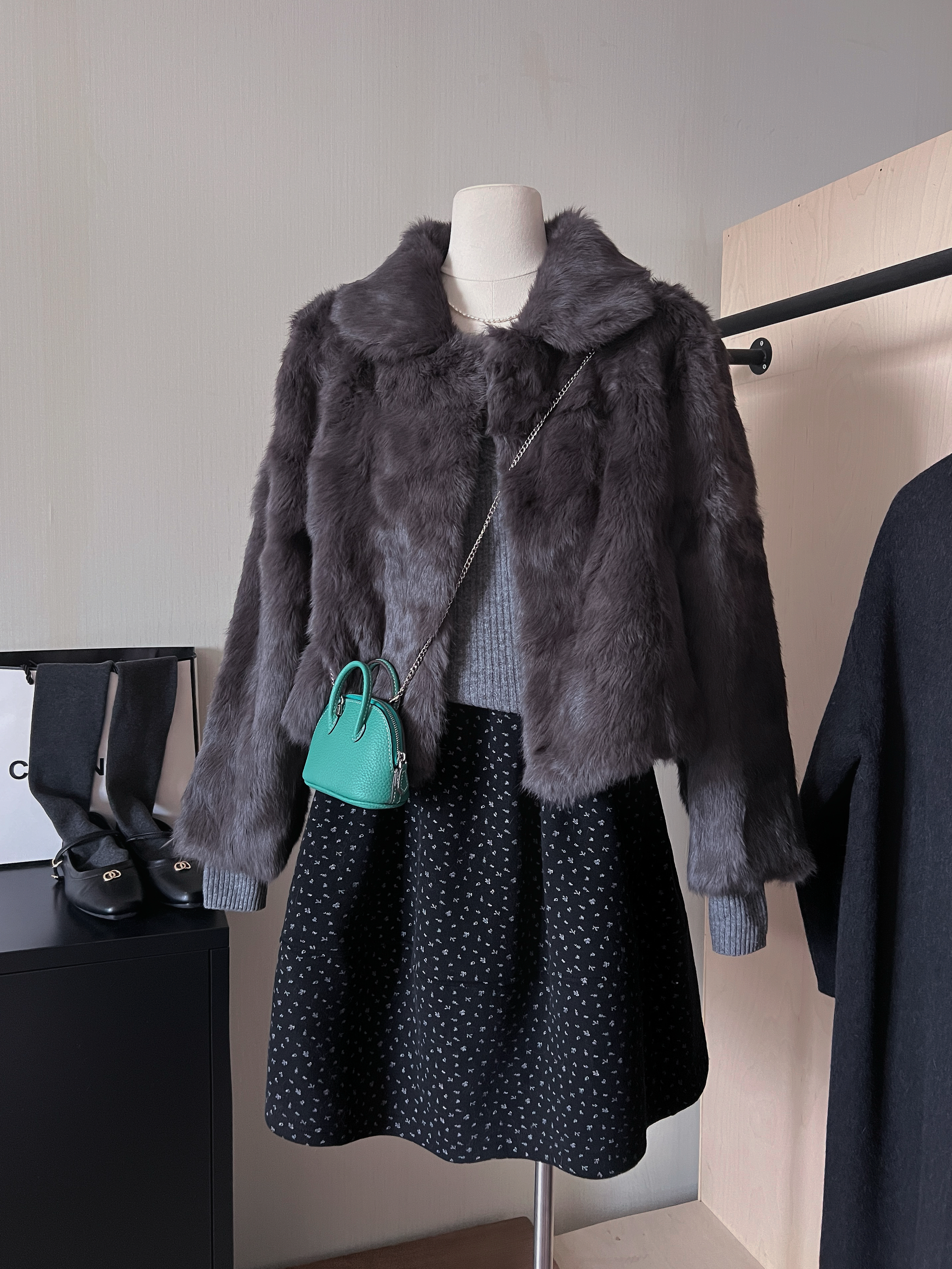 THENCE“miss兔”韩系简约翻领兔毛皮草女秋冬毛毛外套上衣千金风