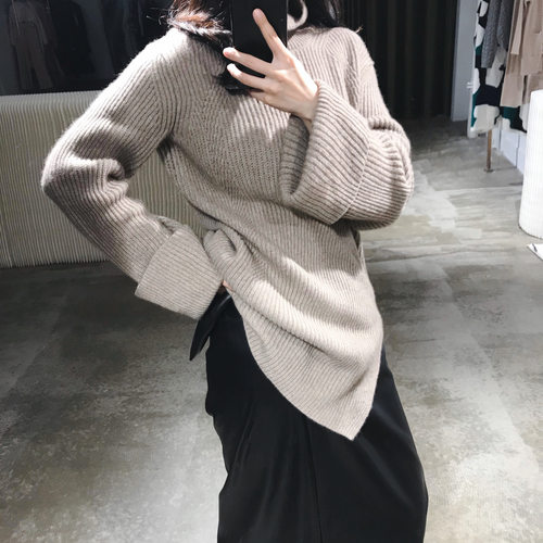 慵懒风半高领羊绒针织毛衣