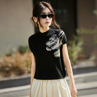 25年秋新款新中式肩部刺绣花朵无袖半高领套衫坎肩打底衫通勤小衫