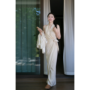 Floating 连衣裙 亚麻挂脖裹身裙气质优雅收腰长裙露背设计感无袖