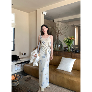 连衣裙 清冷感人丝印花裹身裙女气质禅意风无袖 Floating 蓝铃雾