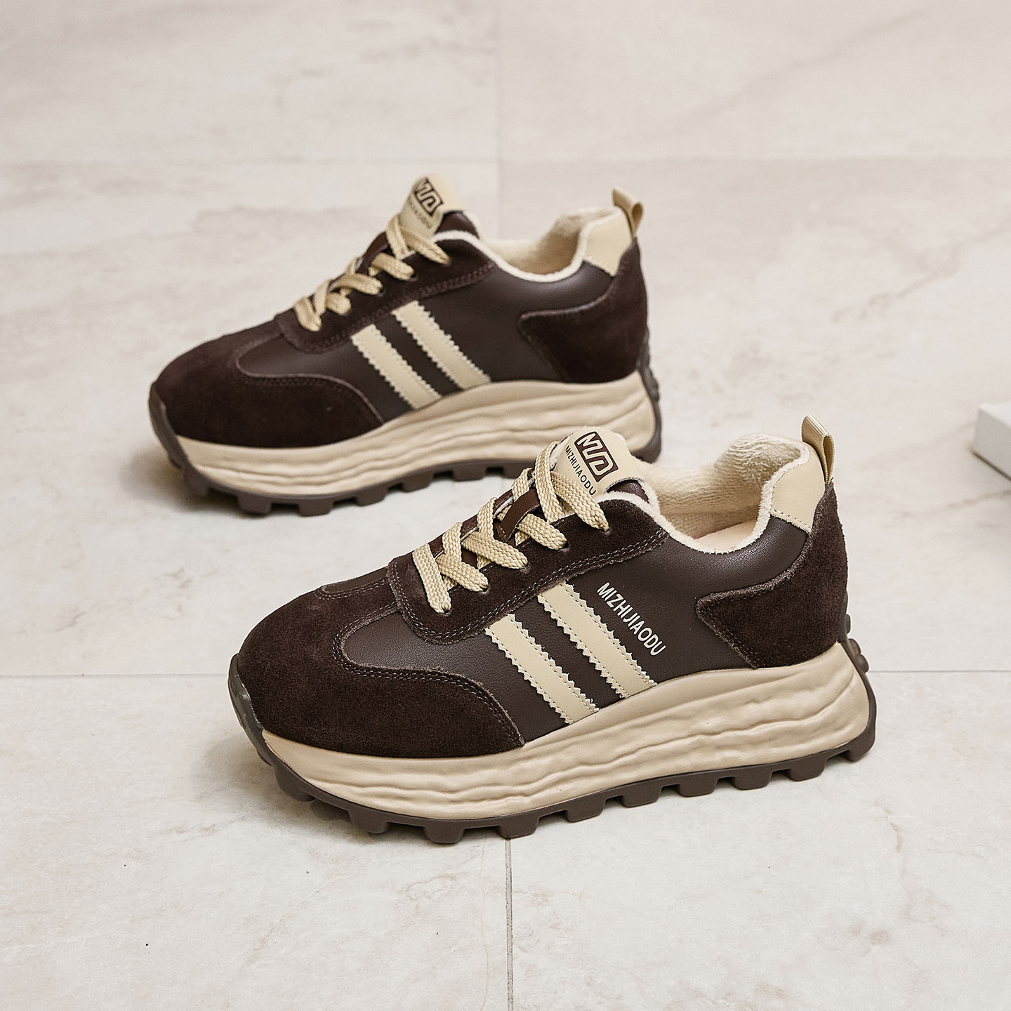 休闲厚底圆头运动休闲鞋德训鞋