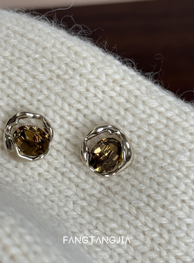 方糖家 美拉德复古咖色肌理水钻小众设计耳钉2026新款个性耳环女