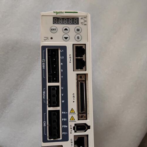 施耐德驱动LXM23DU02M3X，拆机下来，成色如图，功能--议价商品