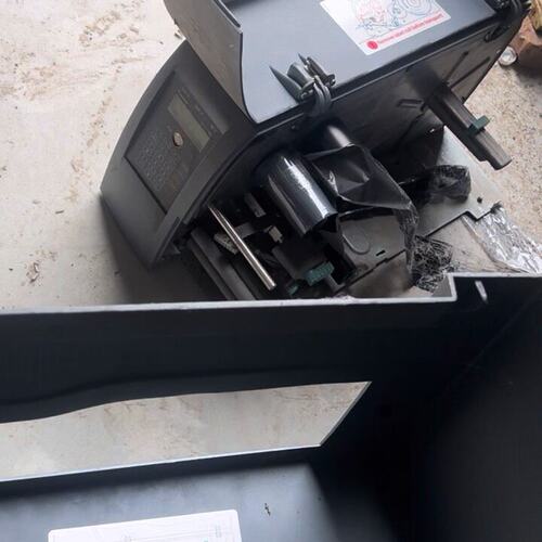 迈PM4i条码打印机，拆机正常使用的机器，功能完好。21--议价商品