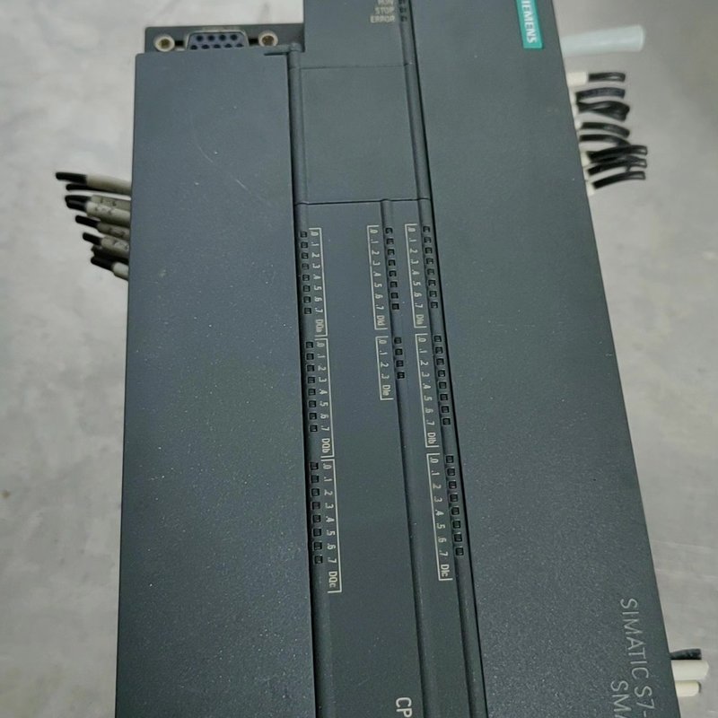 西门子PLC控制器6ES7 288-1SR60-0AA0一套--议价商品图片