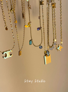 金色钛钢不掉色字母项链