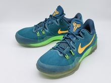 【嗜鞋如命】Nike KOBE VENOMENON 5科比毒液5篮球鞋 815757-383