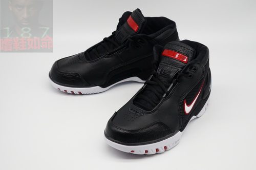 【嗜鞋如命】AIR ZOOM GENERATION 詹姆斯1黑白篮球鞋 AJ4204-001