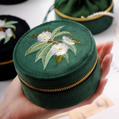 高档天鹅绒布刺绣绣花便携手镯盒子旅行手表盒收纳复古珠宝首饰盒