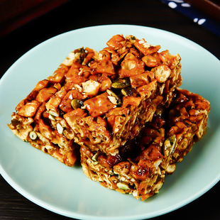 老香斋一口香蛋黄酥沙琪玛1kg上海特产老字号硬脆萨琪玛手工零食