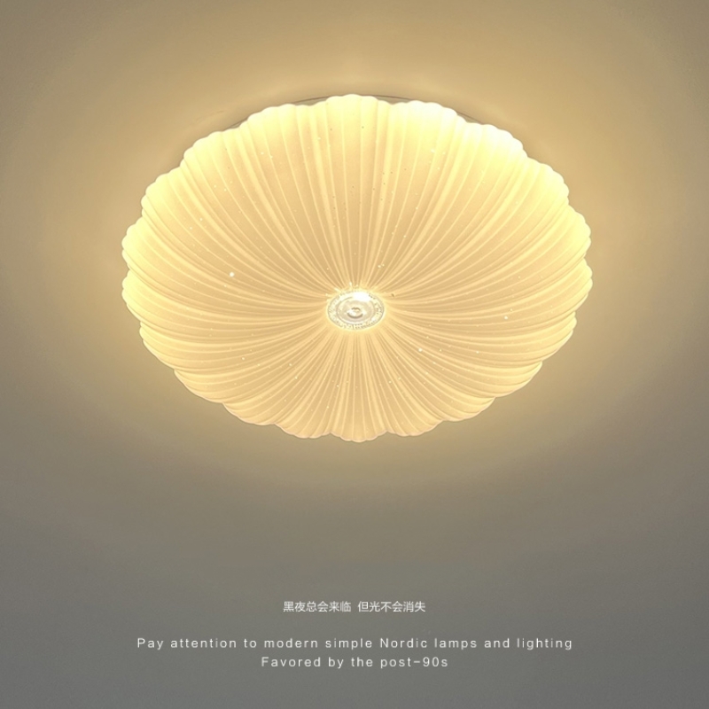 法式简约大方卧室奶油南瓜吸顶灯