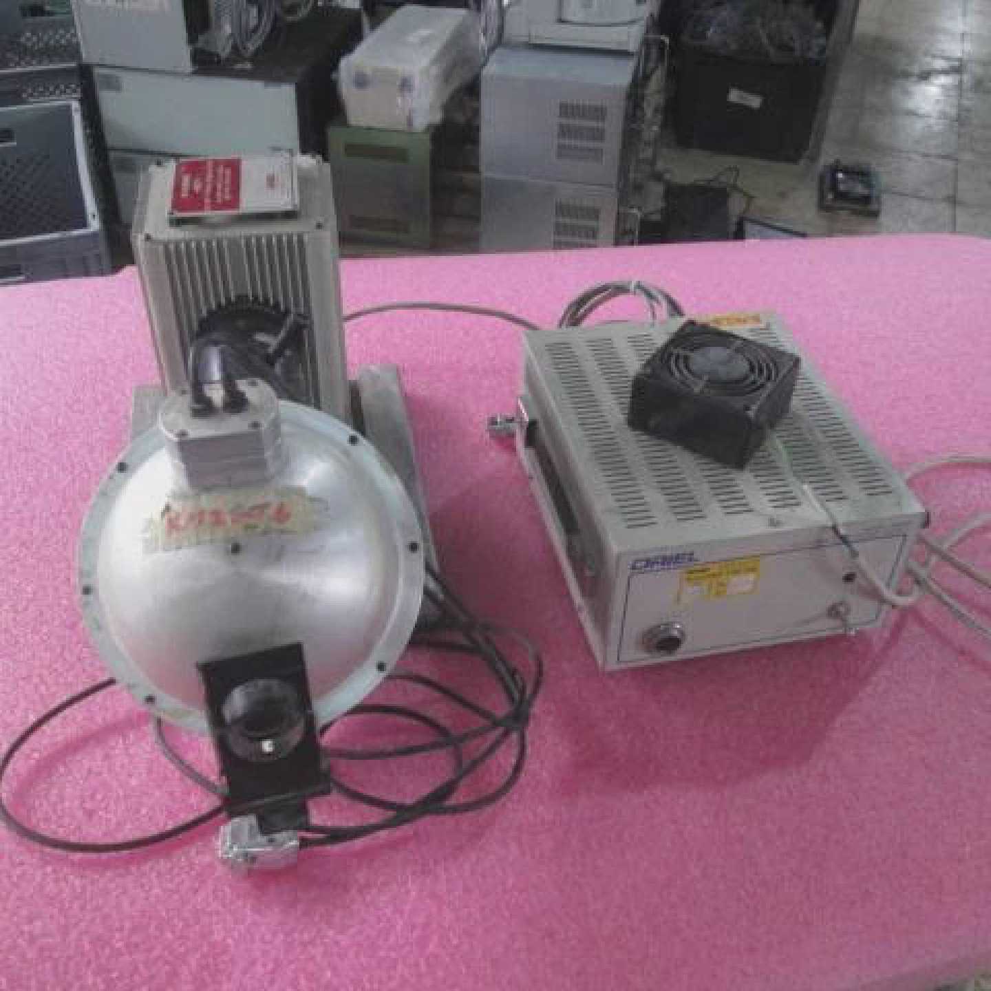 Oriel 68840 Deuterium Lamp Power Supply  Collimating Condens - 实物图