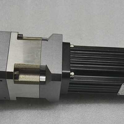 PARKER BRUSHLESS SERVO MOTOR J0703FENMSV  BAYSIDE RT90015LB