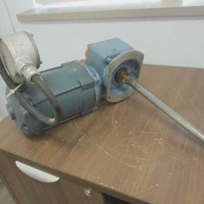 Reliance Electric AC Gearmotor P48G2406SVA 14HP 1800RPM FR L