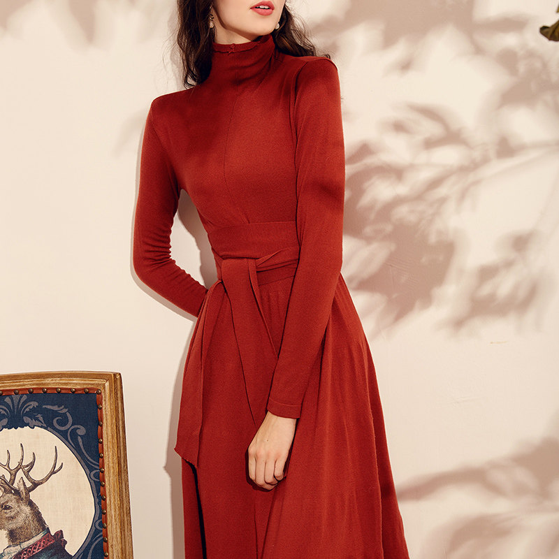 2020秋装新款女红色气场茶歇法式连衣裙收腰显瘦气质高领针织长袖