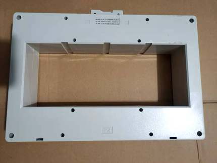 电流互感器SDH-0.66 6000/5 265II 0.5级 内265X103 外301X225X62