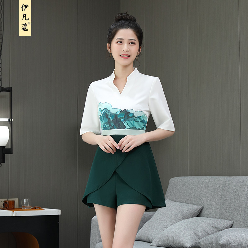 足疗浴店会所时尚美容院技师服