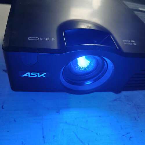 维修议价ASK 不知道什么型号投影仪3LCD机器