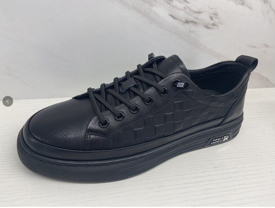 时尚百搭休闲风低帮男鞋