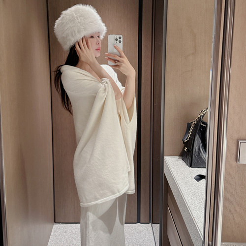 a+tysu 韩国进口官网直邮 冬季 Helar  披肩开衫针织套装