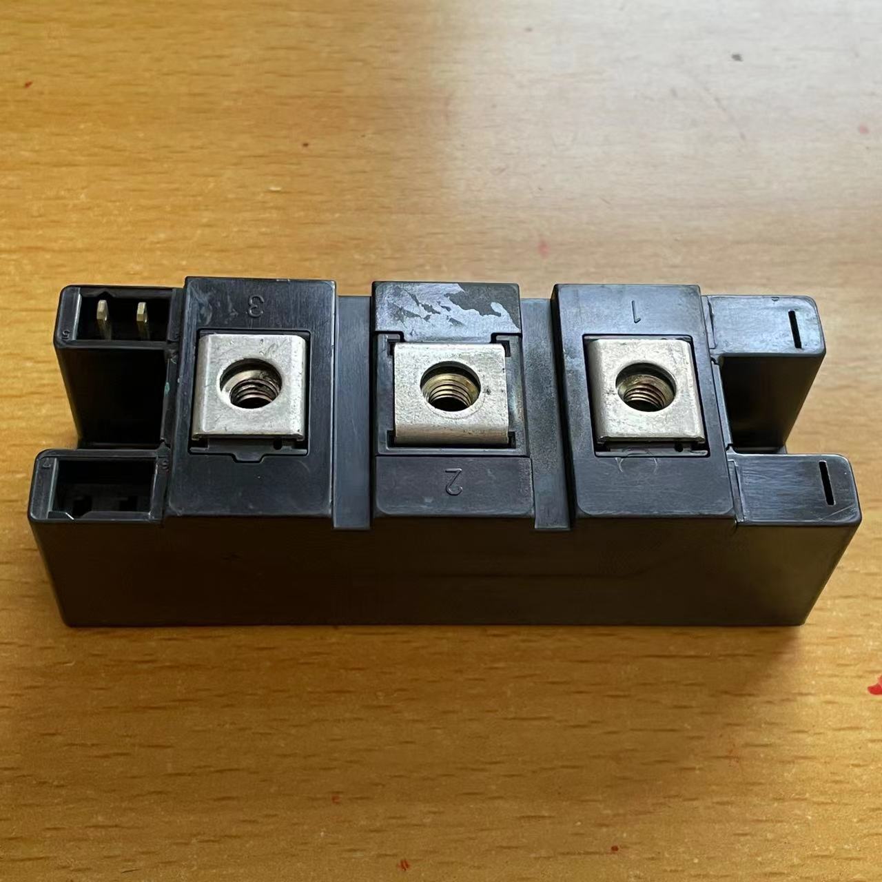 TD180N16KOF  SCE200AA160 SCE200DA160变频器拆机整流MCD200-16