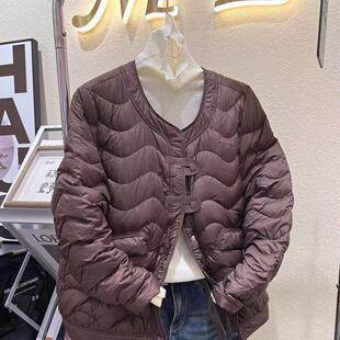 欧洲站2026秋冬新款休闲舒适圆领轻薄白鸭绒羽绒服女