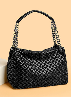 真皮包包高级感编织小方包女新款女士腋下包百搭通勤链条手提皮包