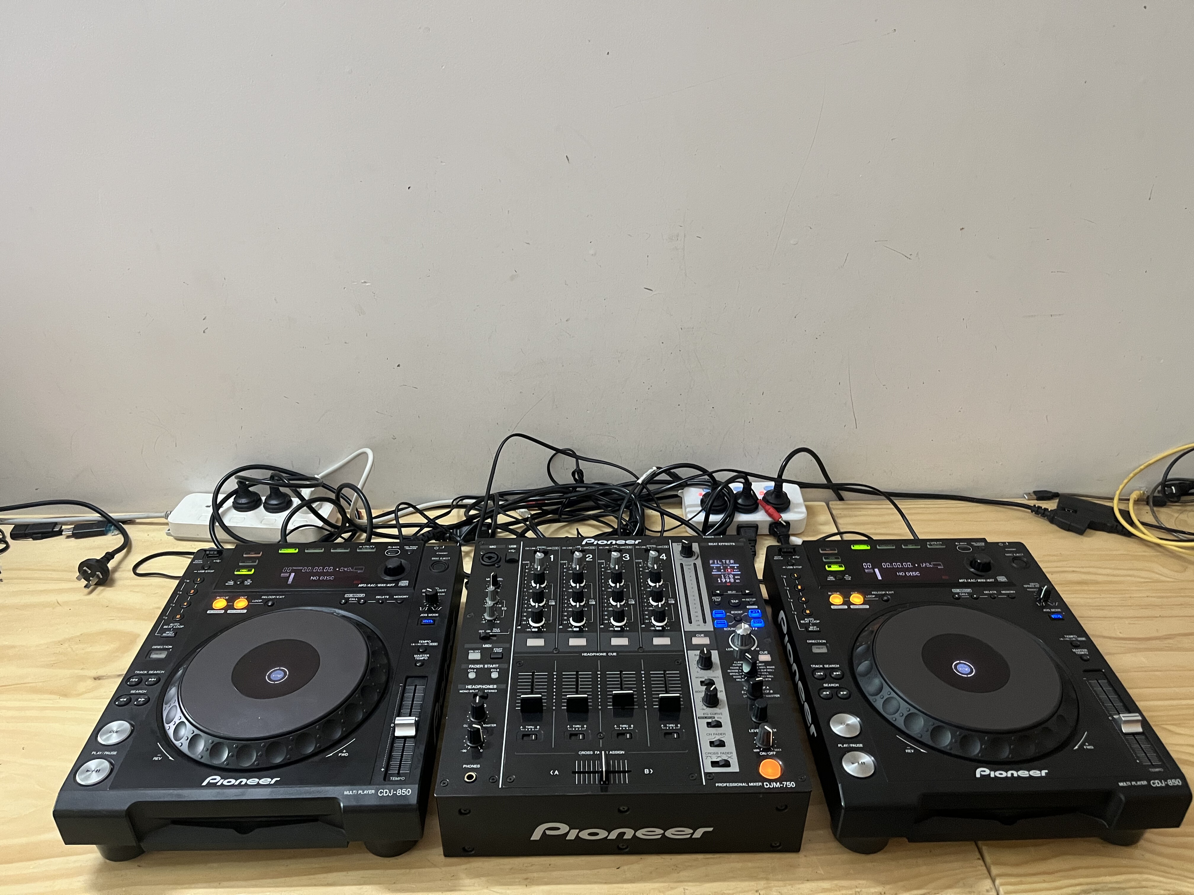 pioneer CDJ850+DJM750 先锋打碟机 混音台一套 设备 正常使用