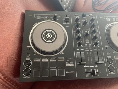 pioneer DDJ RB控制器 DJ数码打碟机 拼比DDJ400 95新 保修