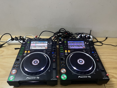 先锋CDJ2000NXS2打碟机 2台  功能正常使用 酒吧DJ打碟设备