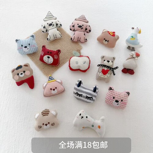 森系小礼物可爱卡通小熊小猫胸针女童手工布艺配饰儿童可爱小挂件