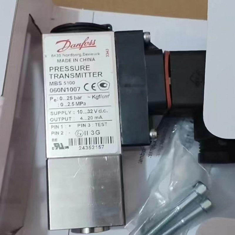 060N1007丹佛斯压力传感器0-25bar压力变送器MBS 5100-2411-2DB04