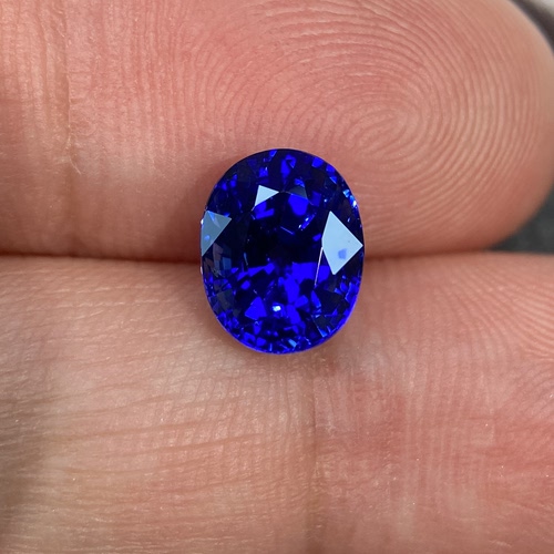 2.14ct 椭圆形皇家蓝天然蓝宝石裸石 顶色