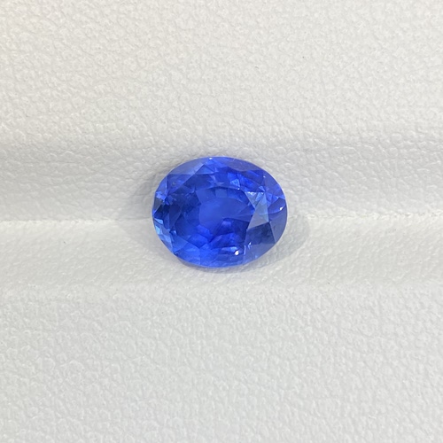 2.14ct 无烧 天然蓝宝石 矢车菊 肉眼干净 GUILD认证