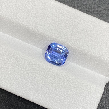 1.53ct 冰川蓝蓝宝石 闪闪亮亮亮亮 干净精切 争气大台面 GUIlD