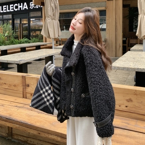 黑色拼接羊羔毛外套秋冬女2025新款高级感气质酷飒风皮毛一体外套,女装皮草,浙宝186