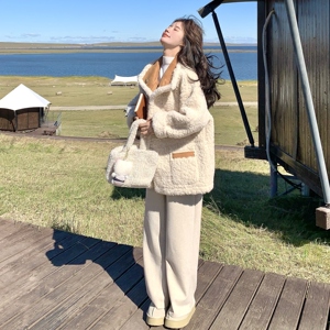 2025冬季韩系温柔慵懒风两面穿短外套女皮毛一体宽松加厚保暖棉衣图片