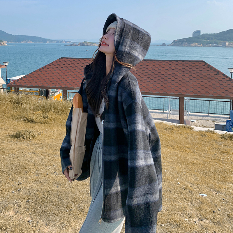 【现货】手发图新款连帽格子双面羊毛呢外套8011p265k388，女装毛呢外套，浙宝186