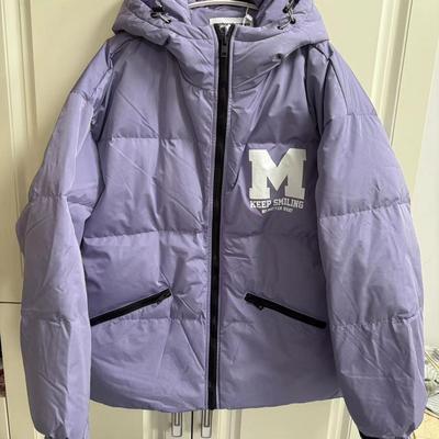 美特斯邦威连帽宽松男羽绒服