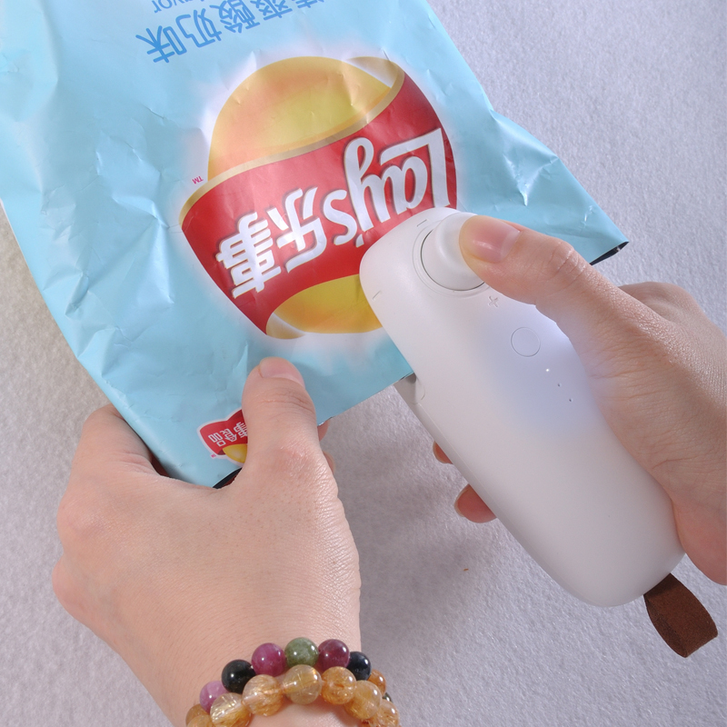 日本迷你封口机小型家用塑料袋手持电热密封器零食手动便携封口器