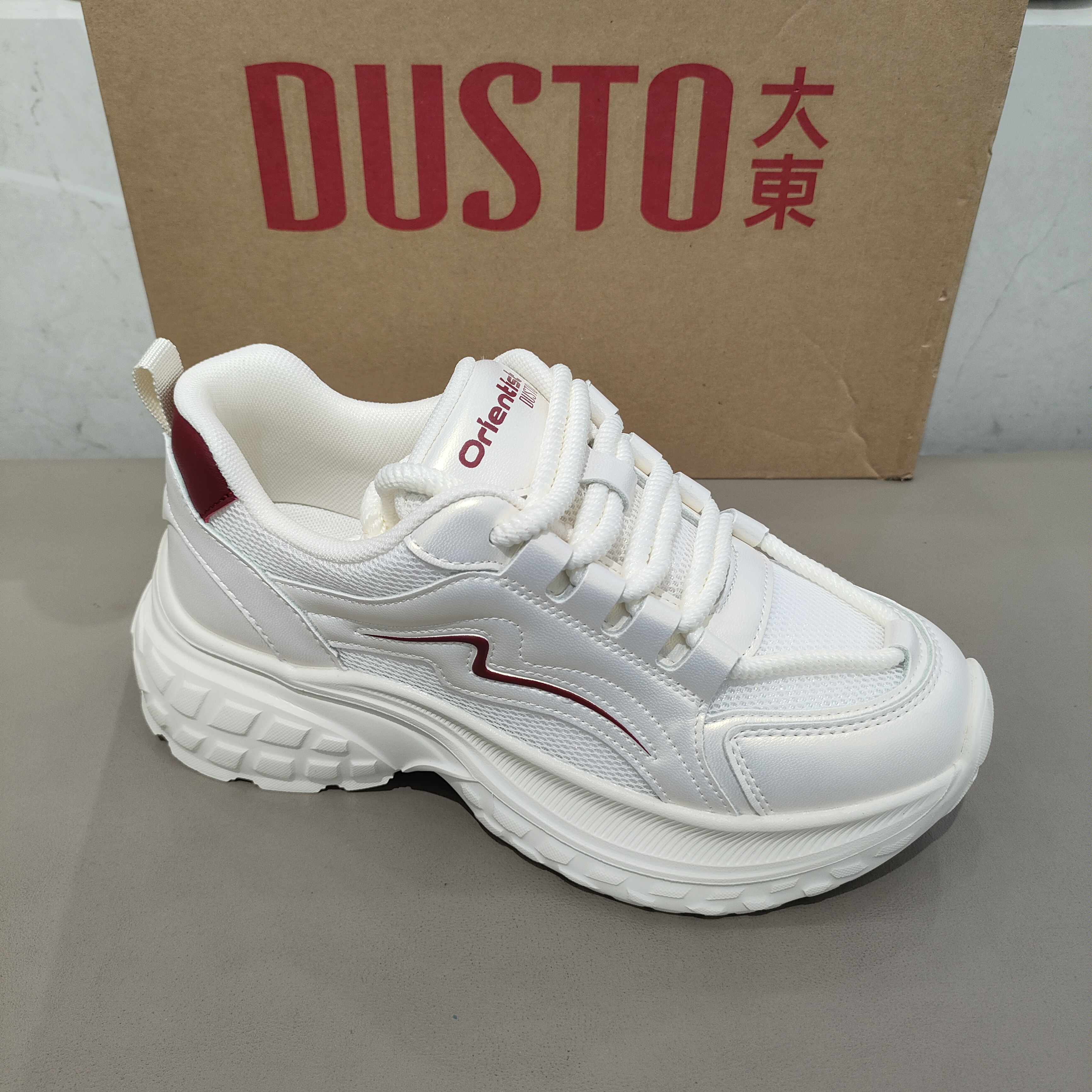 大东老爹鞋女2026年春季新款时尚百搭休闲运动鞋超轻透气女鞋1331