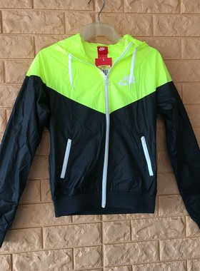 断码清仓NIKE WINDRUNNER 耐克女子青年风行者外套 防风雨 545909
