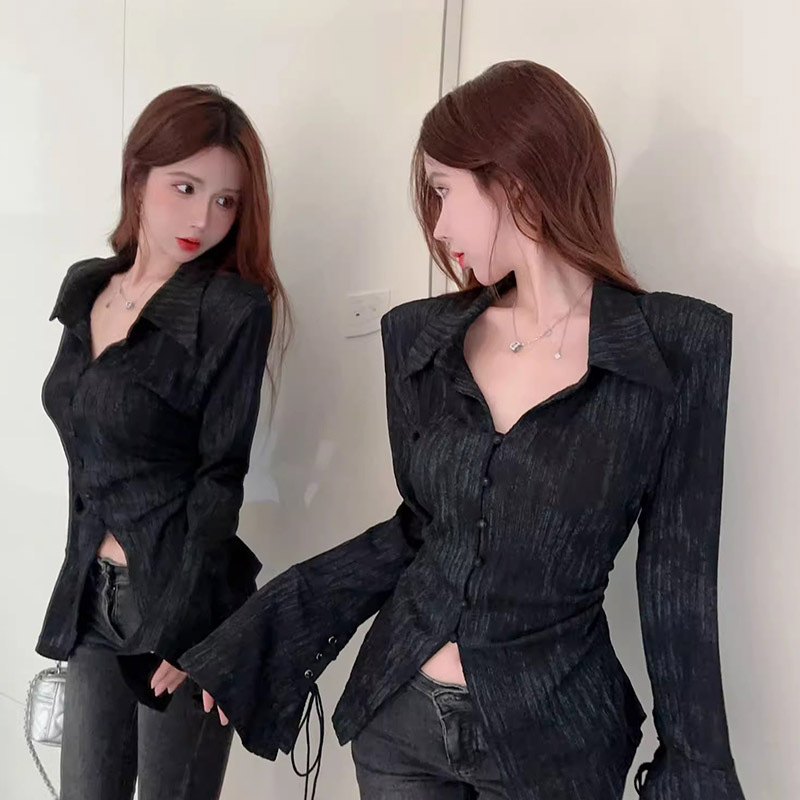 长袖衬衫女装秋季辣妹修身显瘦设计感翻领上衣