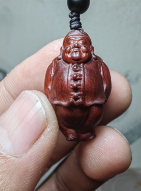 紫檀红木头精雕刻地主8老财神车钥匙扣小吊坠文盘玩手把挂件饰品